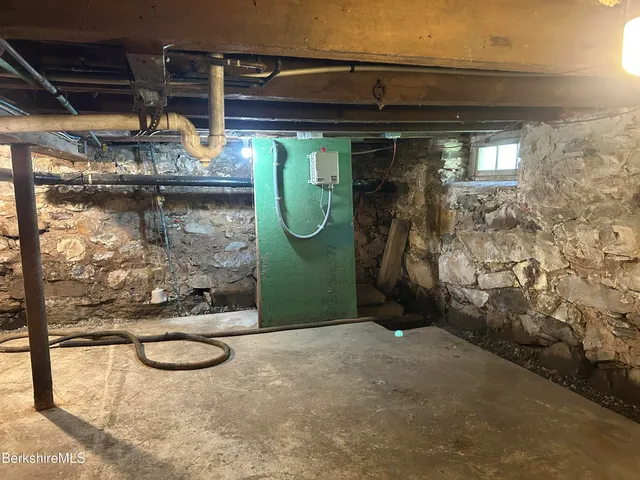 $159,000 | 108 Church Street, Cheshire, MA 01225