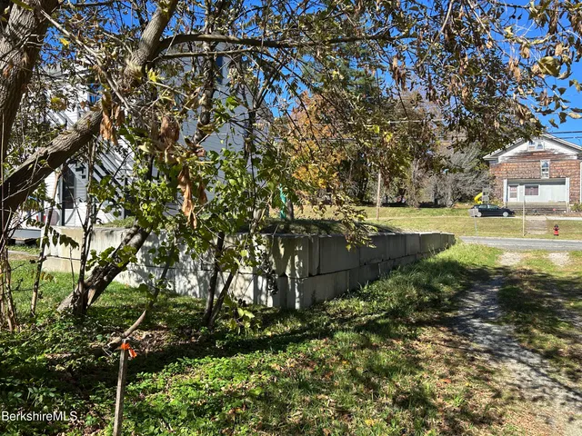 $159,000 | 108 Church Street, Cheshire, MA 01225