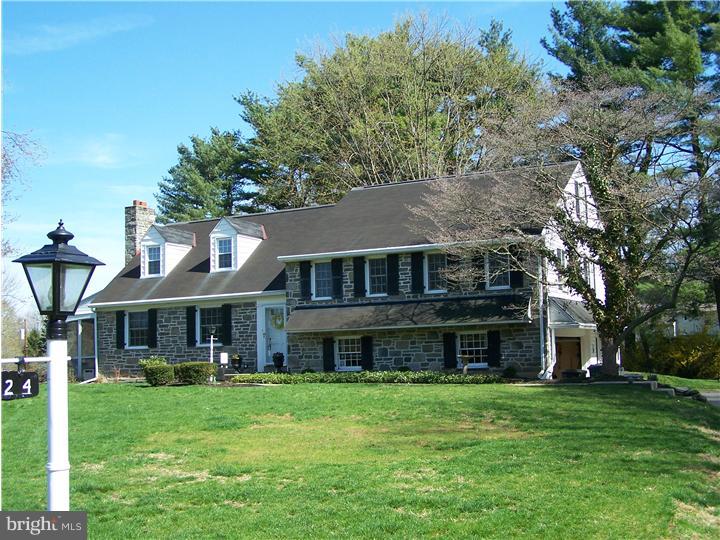 624 General Scott Road Wayne, PA 19087 - Photo 2 of 25 Exterior Front