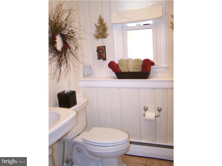 624 General Scott Road Wayne, PA 19087 - Photo 24 of 25 Bathroom