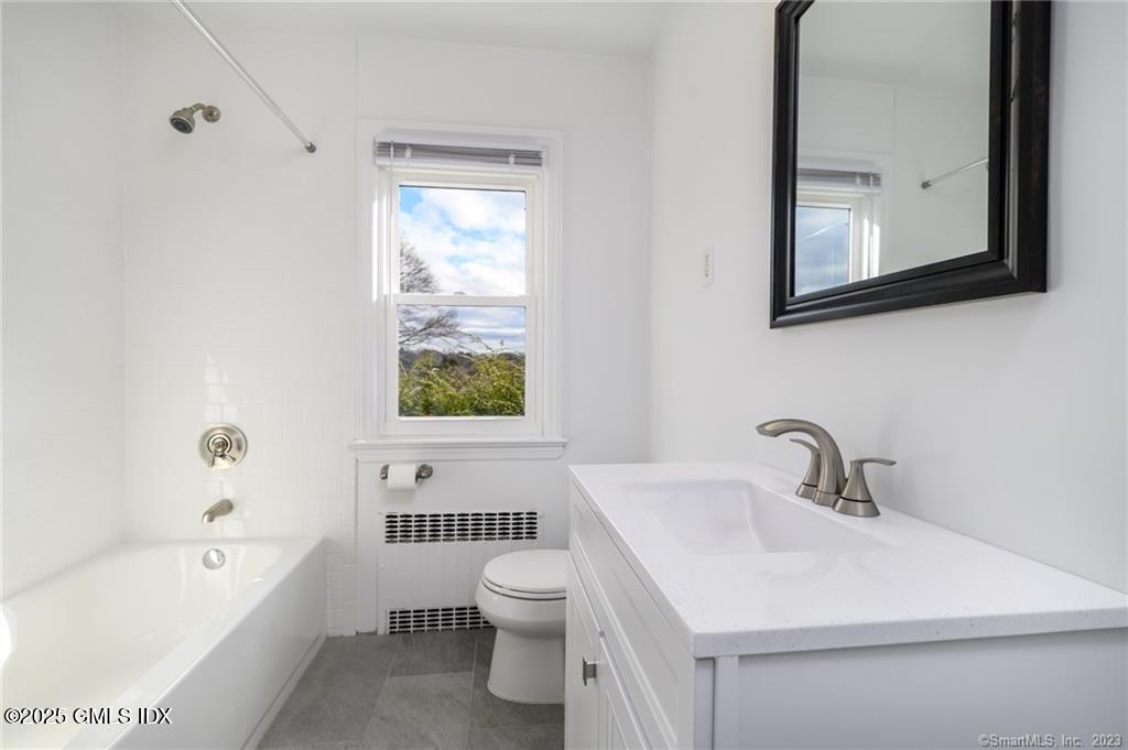 31 Cognewaugh Road Cos Cob, CT 06807 - Photo 8 of 11 bathroom
