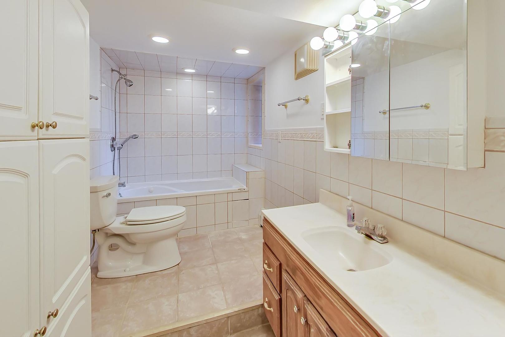1314 West Rosedale Avenue Chicago, IL 60660 - Photo 54 of 64 Gallery Image 54