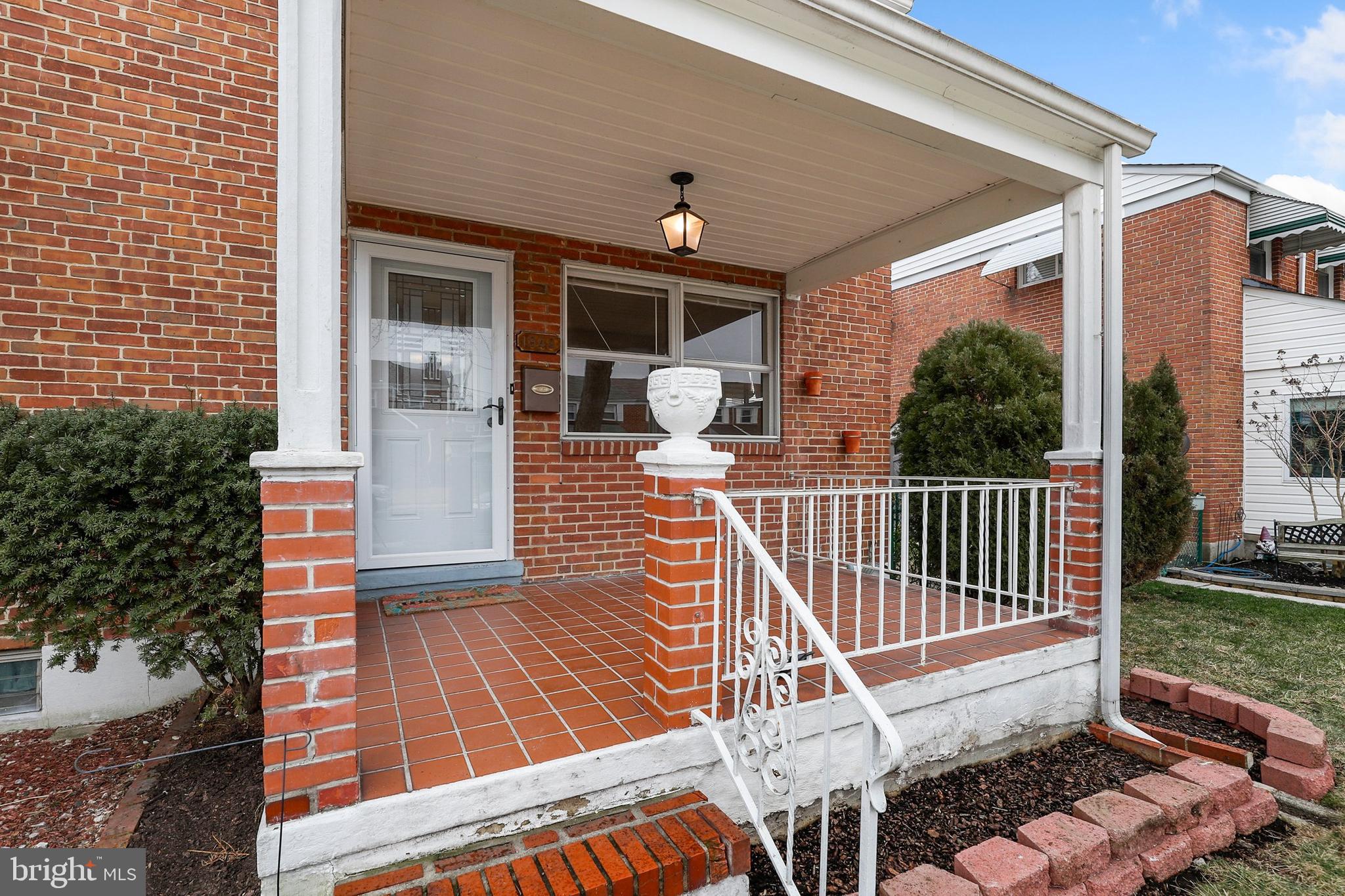 1949 Ormand Road Baltimore, MD 21222 - Photo 3 of 39