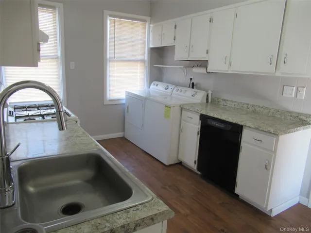 $1,900 | 26 Glass Street, Port Jervis, NY 12771