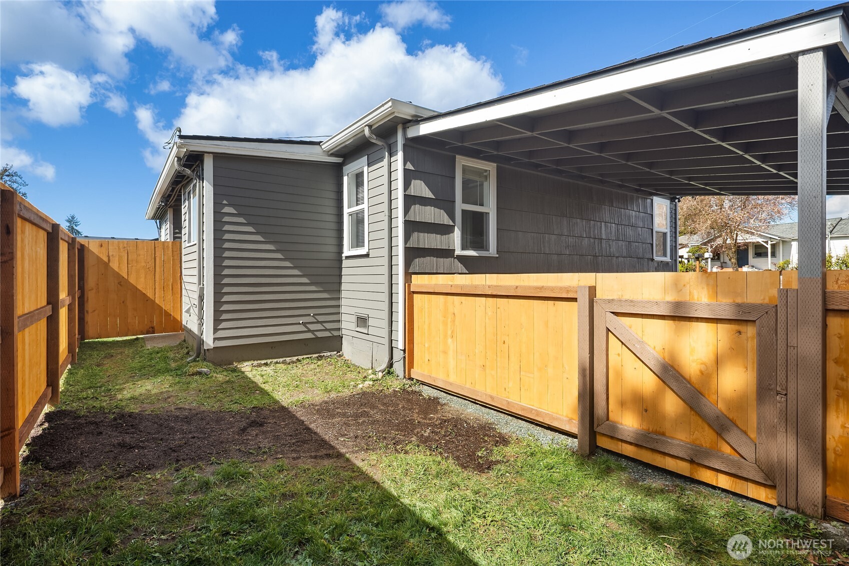 420 107th Place Southwest, Unit 1 Everett, WA 98204 - Photo 11 of 12