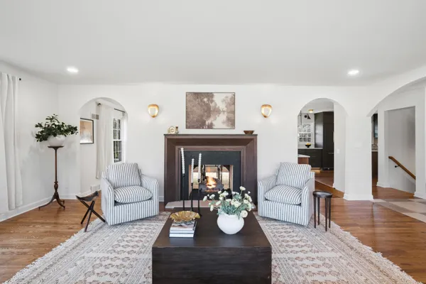 $1,175,000 | 15305 Gebhardt Road, Elm Grove, WI 53122