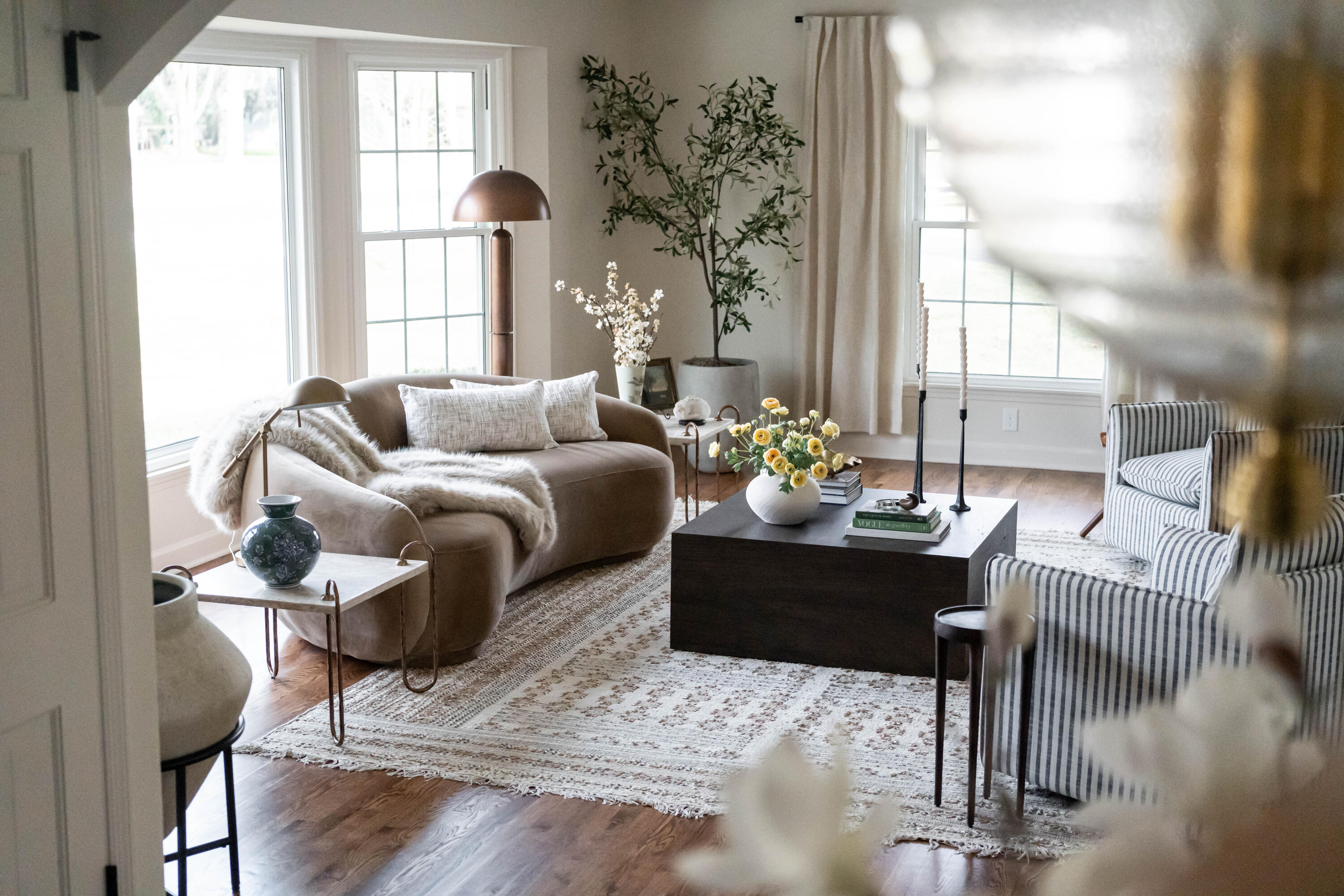 15305 Gebhardt Road Elm Grove, WI 53122 - Photo 9 of 50 Great Natural Light