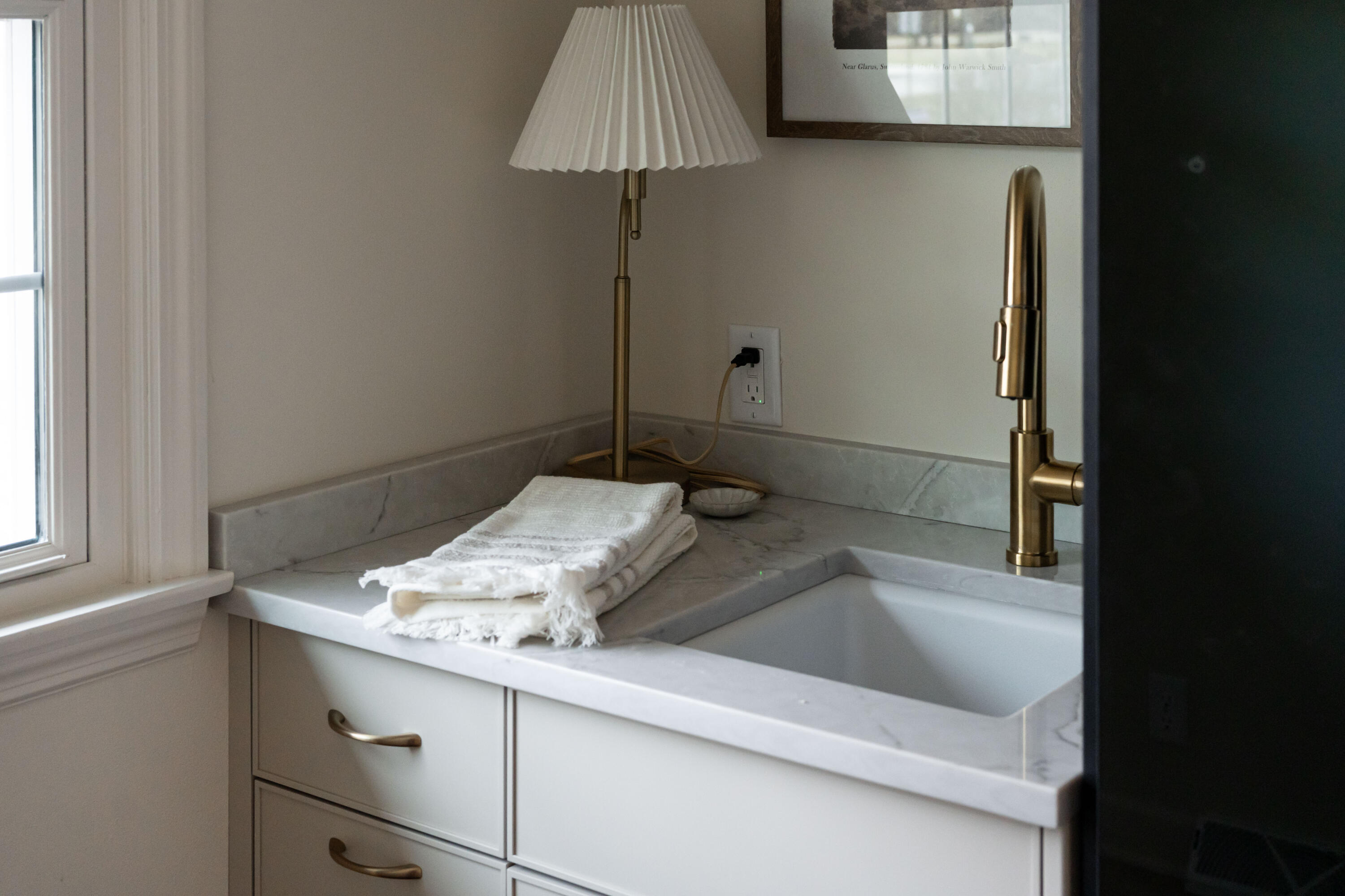 15305 Gebhardt Road Elm Grove, WI 53122 - Photo 27 of 50 Laundry Room with Steam Closet