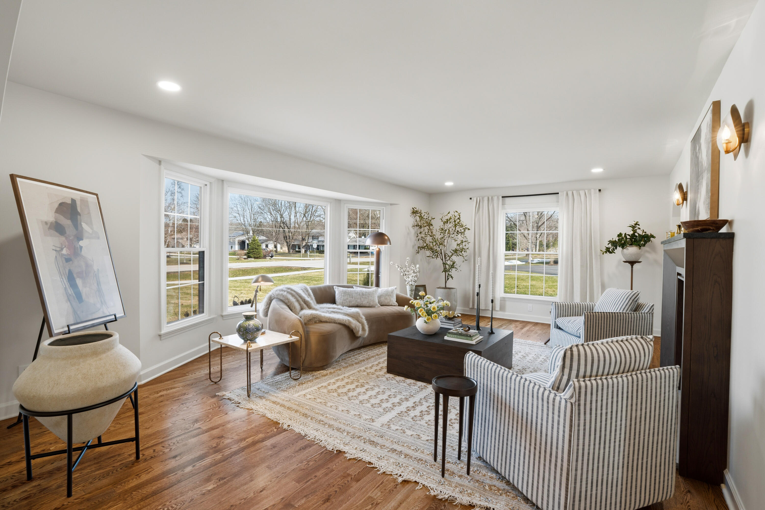 15305 Gebhardt Road Elm Grove, WI 53122 - Photo 7 of 50 Spacious Living Room