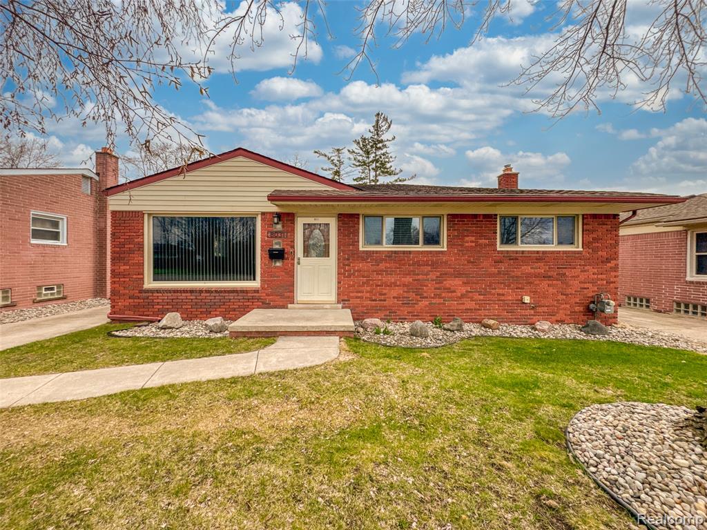 8031 Pardee Road Taylor, MI 48180 - Photo 1 of 26 Gallery Image 1