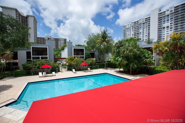 $413,000 | 3031 Northeast 183rd Lane, Unit 31, Aventura, FL 33160