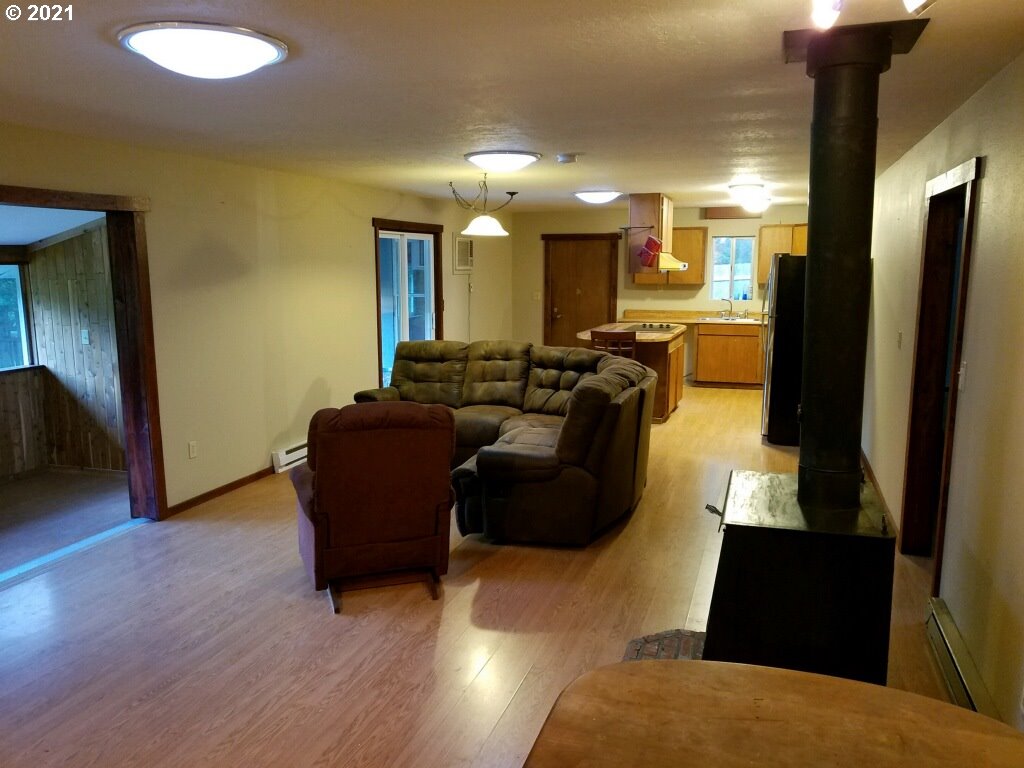 112 Manning Road Stevenson, WA 98648 - Photo 9 of 30