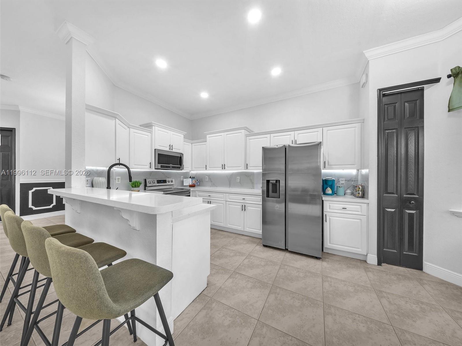 20673 Northeast 10th Path Miami, FL 33179 - Photo 14 of 46