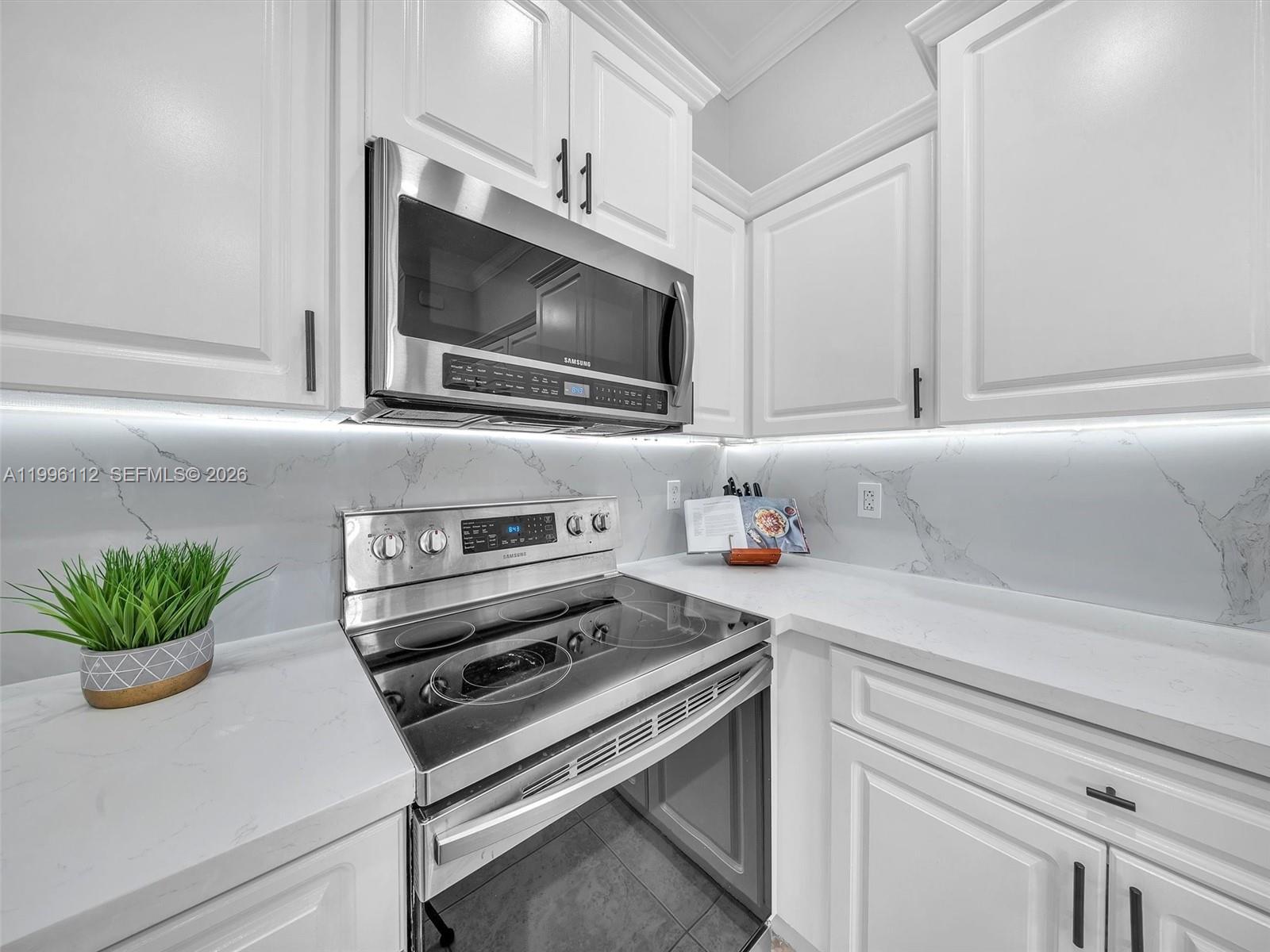 20673 Northeast 10th Path Miami, FL 33179 - Photo 17 of 46