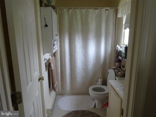 274 Smith Road Shippensburg, PA 17257 - Photo 8 of 23 Bath