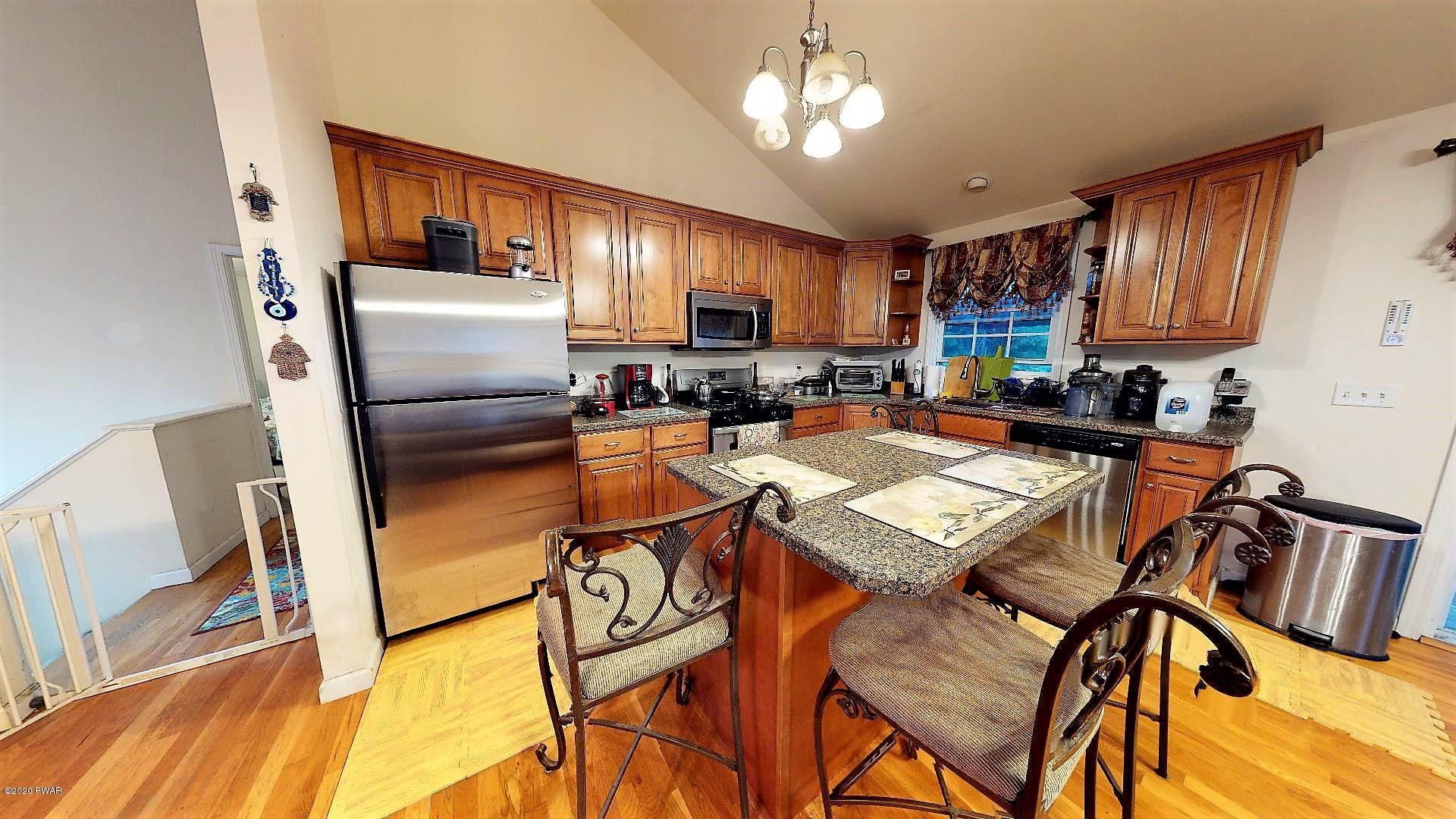 176 Erie Road Shohola, PA 18458 - Photo 4 of 23 176-Erie-Rd-09212020_173438