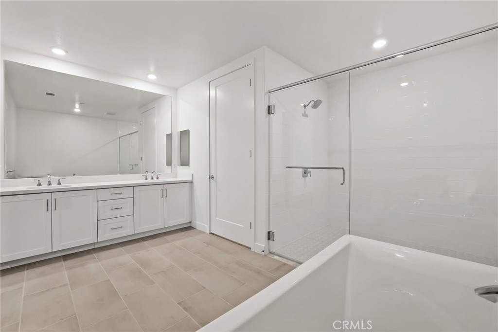 1702 Rivington Irvine, CA 92612 - Photo 14 of 28