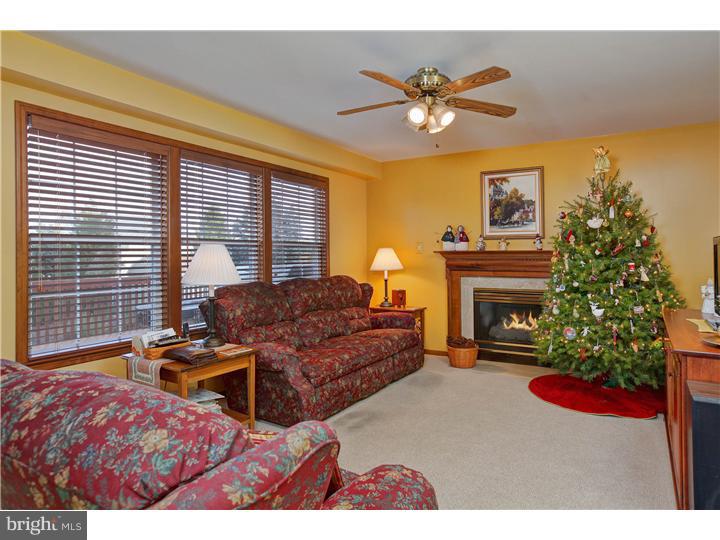 24 Quaker Road Mickleton, NJ 08056 - Photo 9 of 17 Family Room