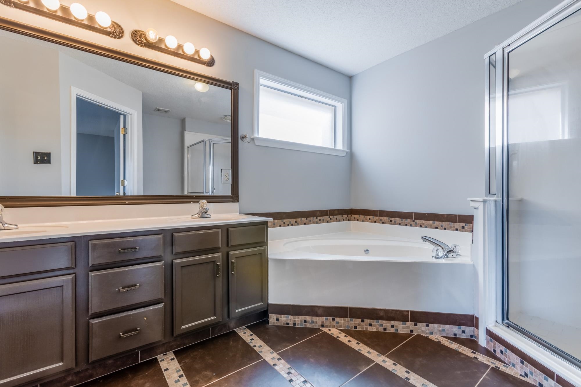 2702 Breezy Ridge Trail Memphis, TN 38016 - Photo 11 of 20 Gallery Image 11