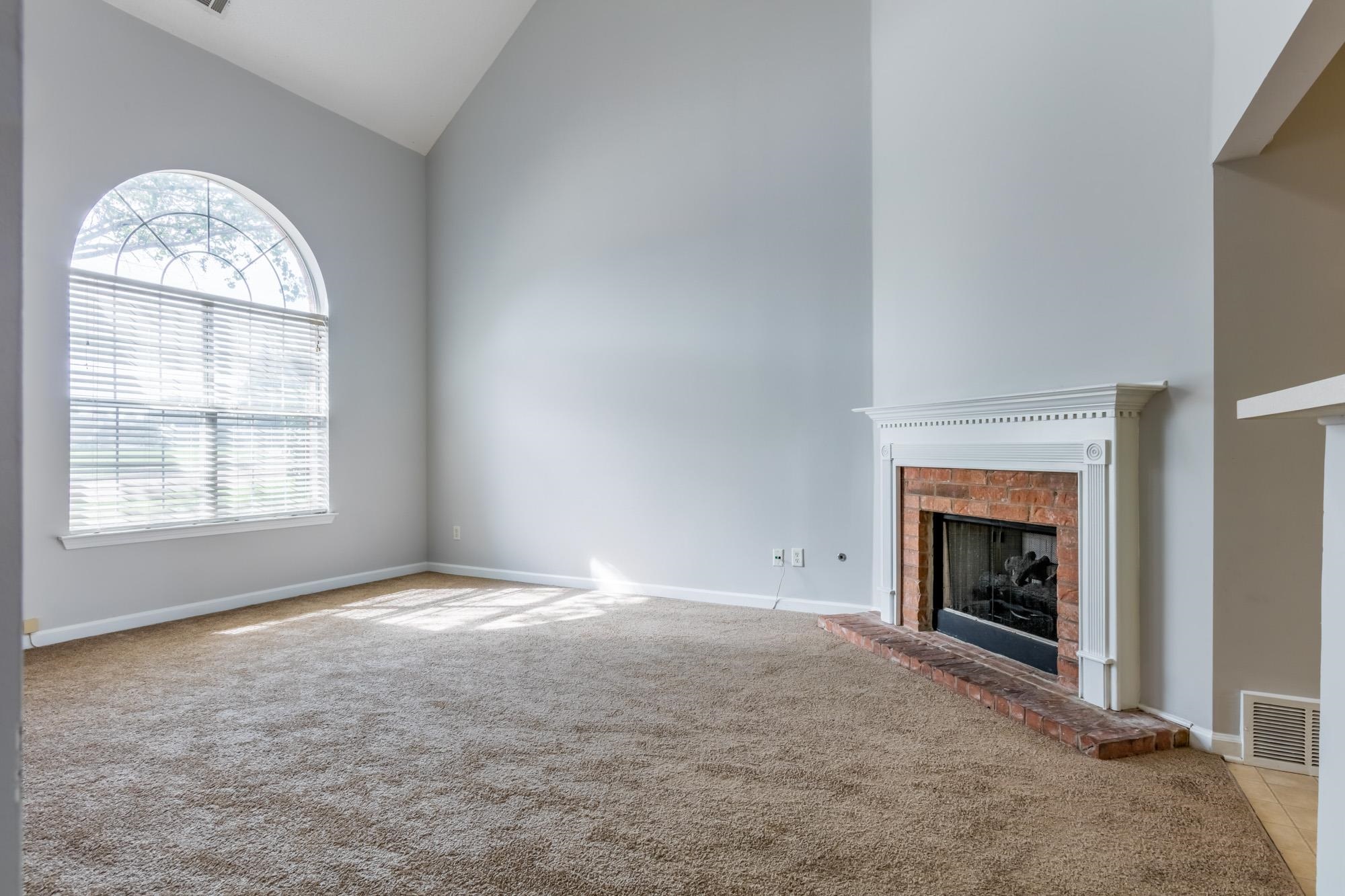 2702 Breezy Ridge Trail Memphis, TN 38016 - Photo 3 of 20 Gallery Image 3