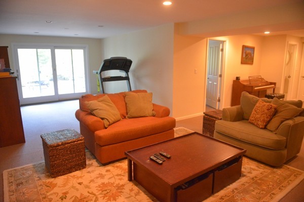 71 Moore Road Wayland, MA 01778 - Photo 13 of 19