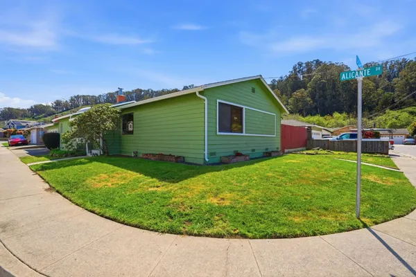$999,999 | 1372 Alicante Drive, Pacifica, CA 94044