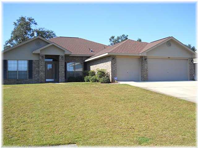 a house view with a outdoor space
