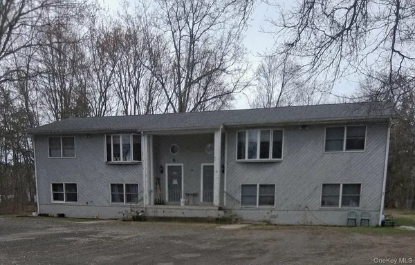 $2,200 | 15 C Ugo Drive, Newburgh, NY 12550