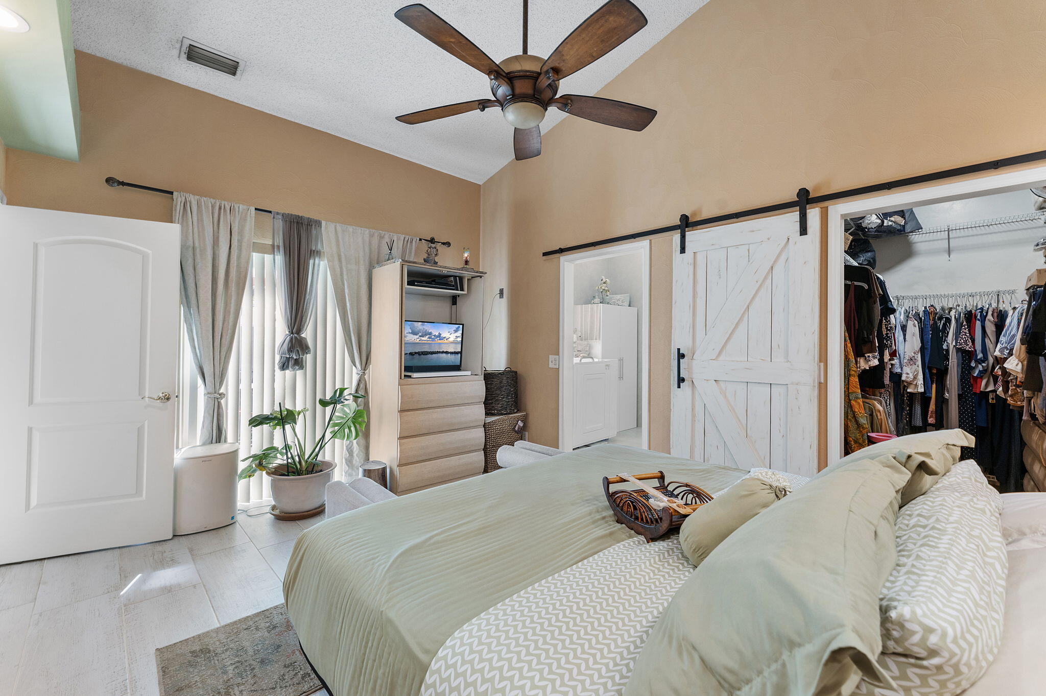 9389 Boca Gardens Parkway, Unit C Boca Raton, FL 33496 - Photo 12 of 26 18-web-or-mls-DSC04104