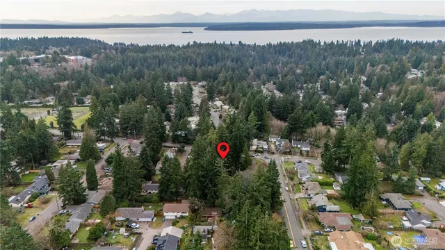 $750,000 | 17104 Dayton Avenue North, Shoreline, WA 98133