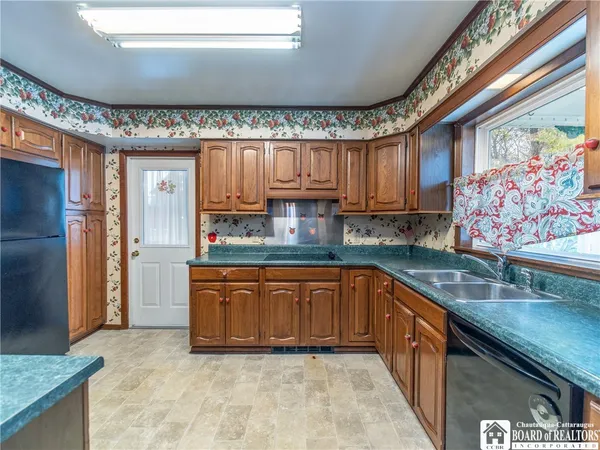 $279,000 | 21 Chestnut Street, Westfield, NY 14787