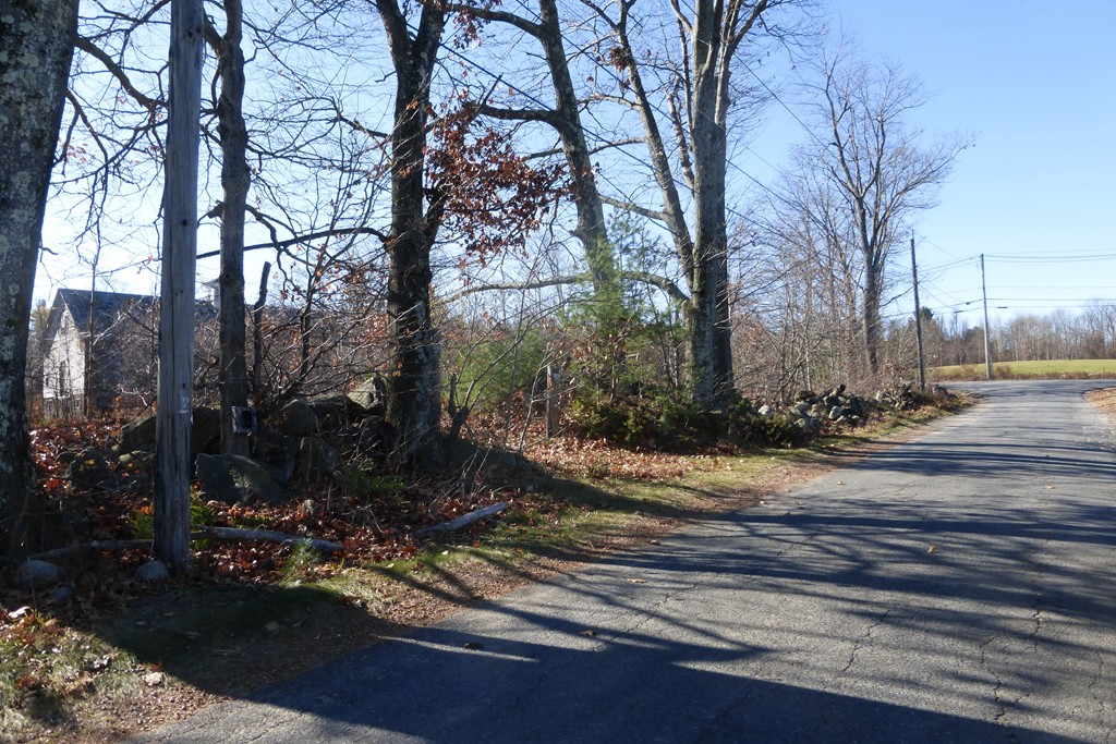 Lot 2 Tuttle Road Sterling, MA 01564 - Photo 2 of 3 Gallery Image 2