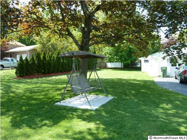 44 Wyckoff Road Eatontown, NJ 07724 - Photo 3 of 3 Additional Photo