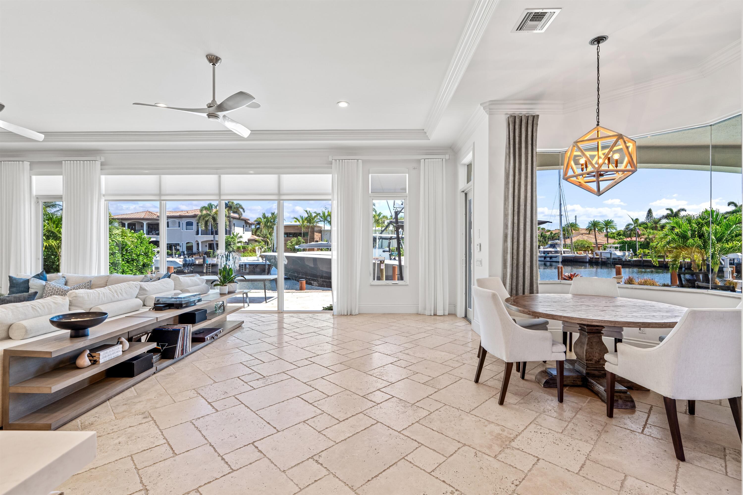 2320 Northeast 34th Court Lighthouse Point, FL 33064 - Photo 16 of 60 BREAKFAST_NOOK_TO_PATIO