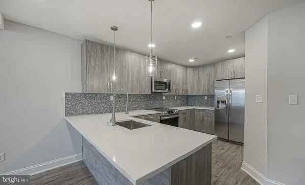 $3,590 | 1702 North Gratz Street, Unit 2, Philadelphia, PA 19121