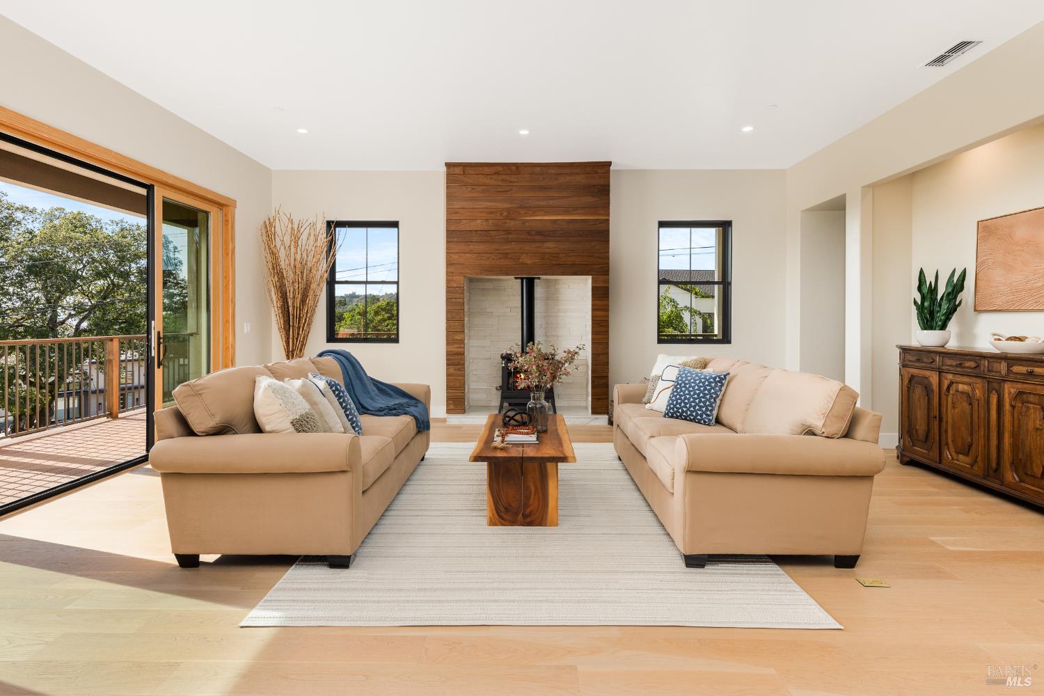 1335 Wikiup Drive Santa Rosa, CA 95403 - Photo 20 of 48 a living room with furniture and a large window