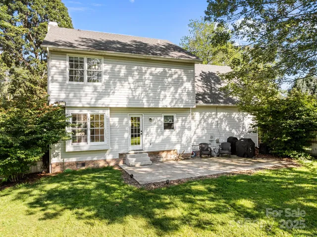 $469,000 | 705 Woodhill Drive, Fletcher, NC 28732