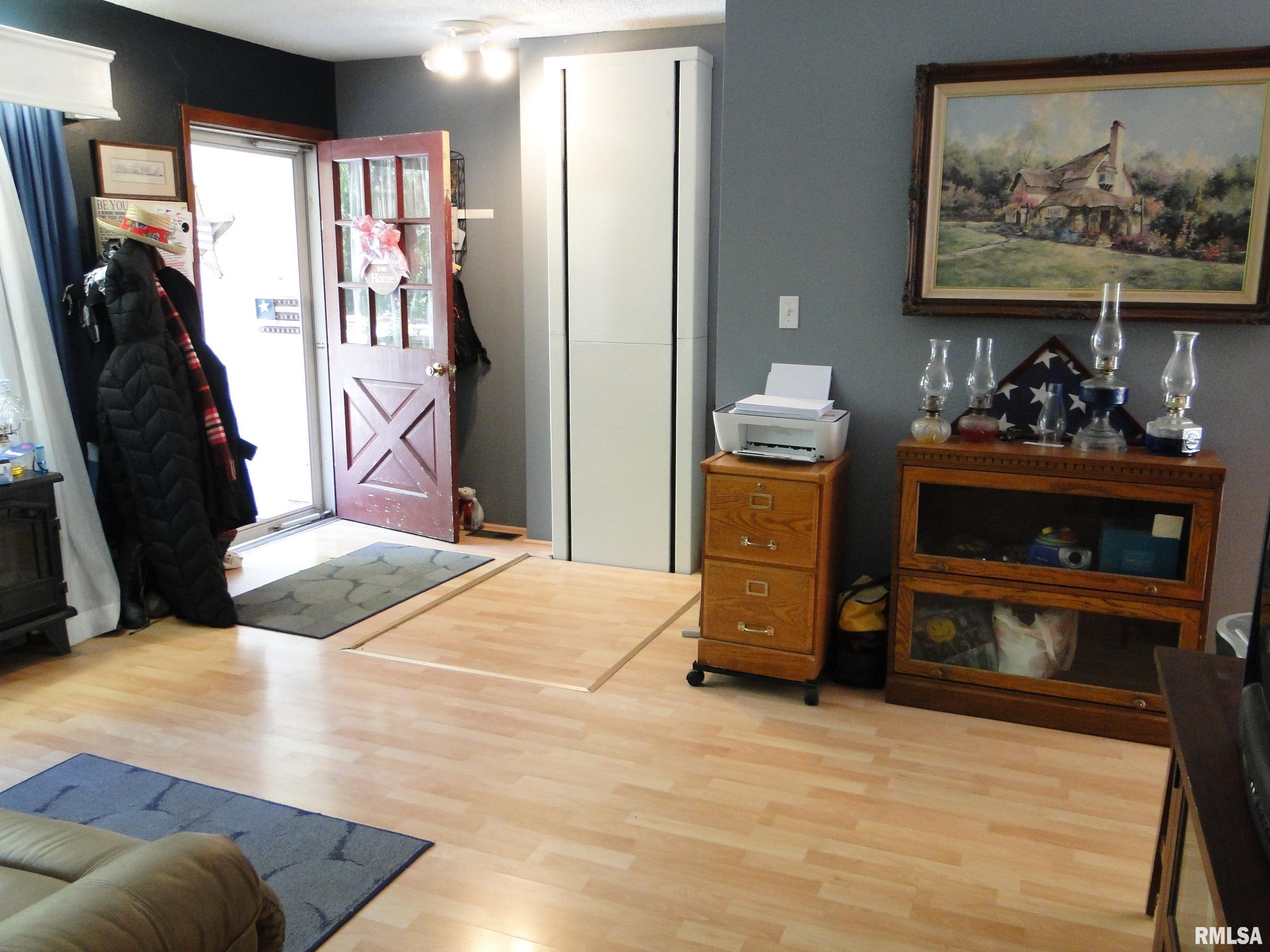 9091 North 1500th Road Macomb, IL 61455 - Photo 11 of 28