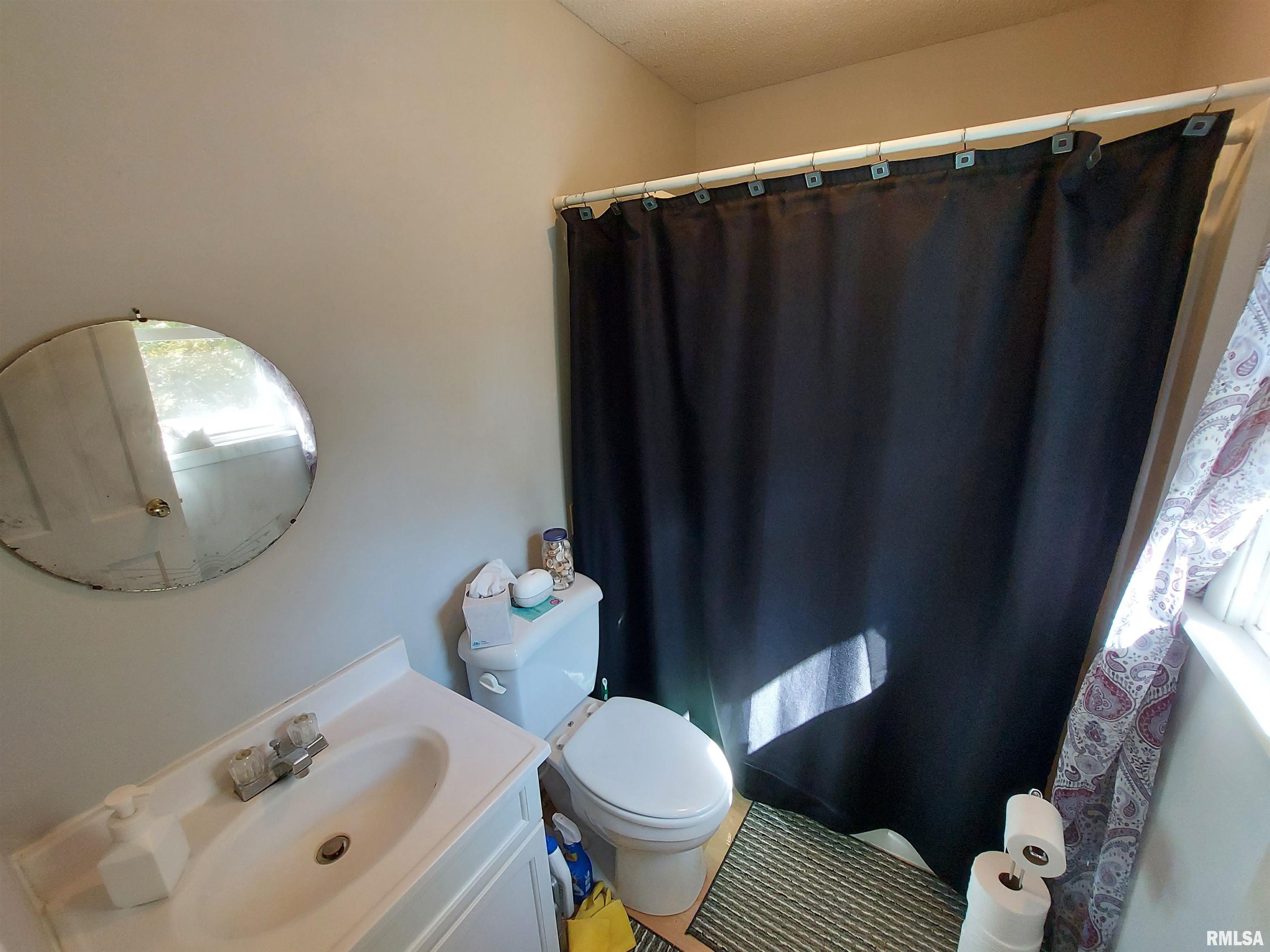 9091 North 1500th Road Macomb, IL 61455 - Photo 14 of 28