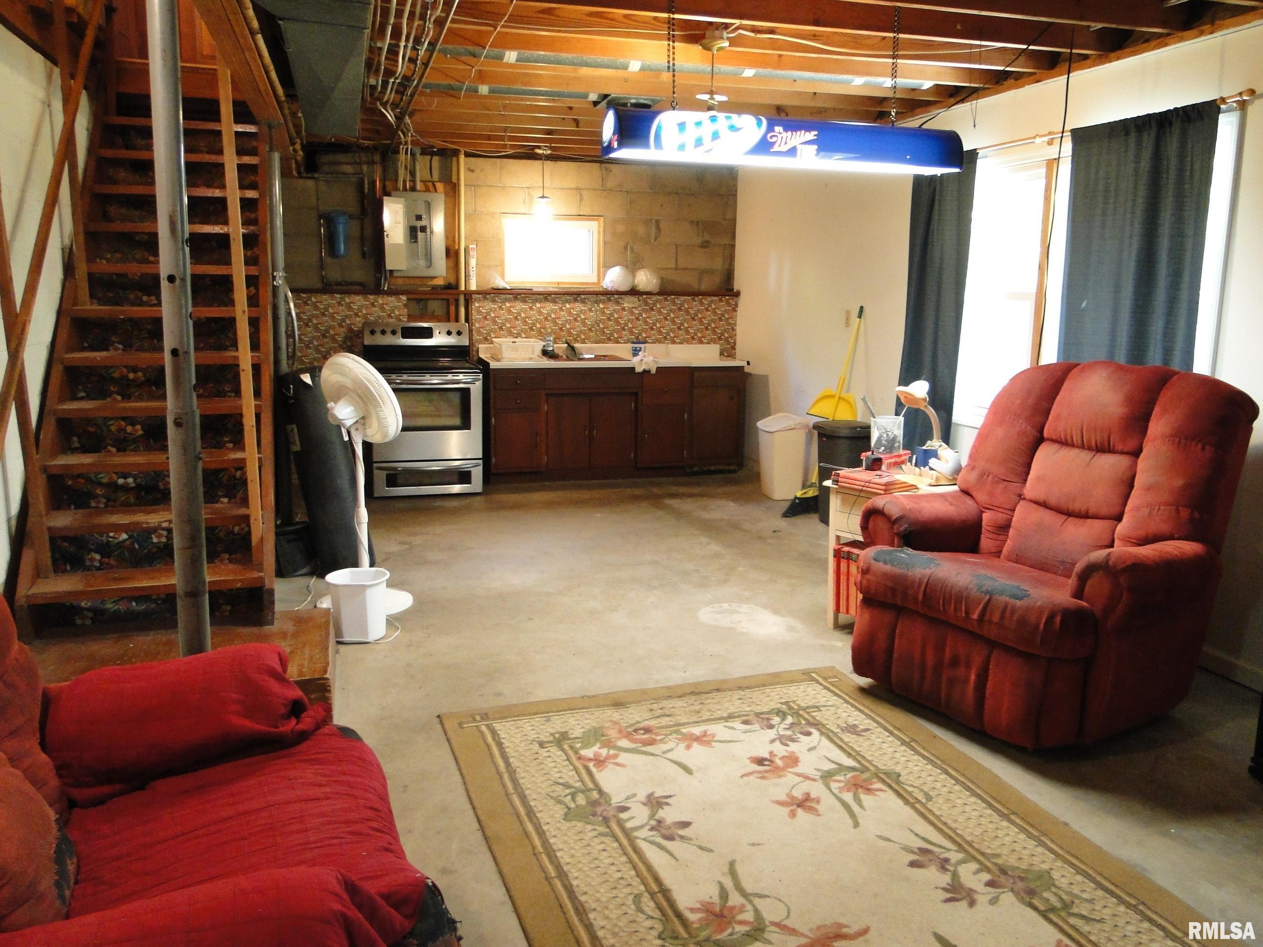 9091 North 1500th Road Macomb, IL 61455 - Photo 17 of 28