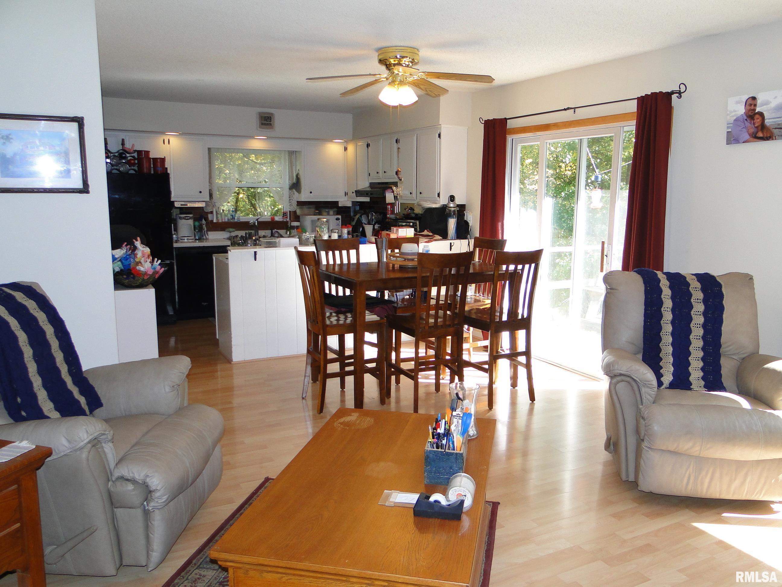 9091 North 1500th Road Macomb, IL 61455 - Photo 6 of 28