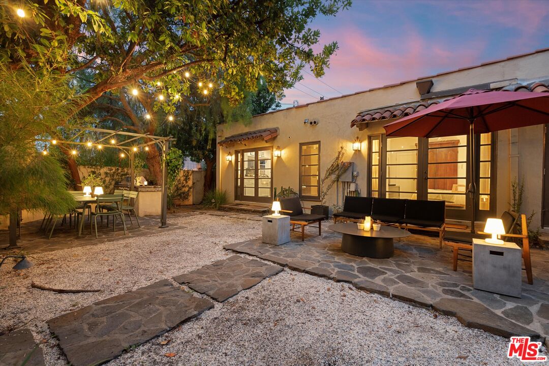 404 North Kings Road Los Angeles, CA 90048 - Photo 15 of 52
