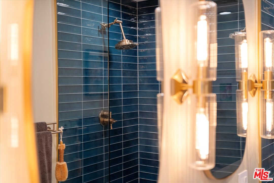 404 North Kings Road Los Angeles, CA 90048 - Photo 34 of 52