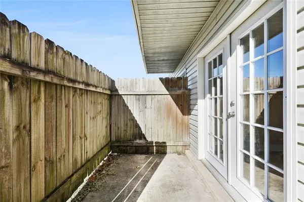 $1,250 | 121 Lakewood Drive, Unit 60, Luling, LA 70070