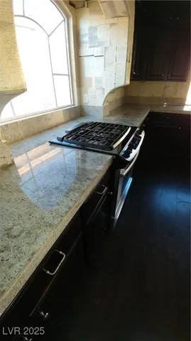 $2,890 | 5282 Ledgewood Creek Avenue, Las Vegas, NV 89141