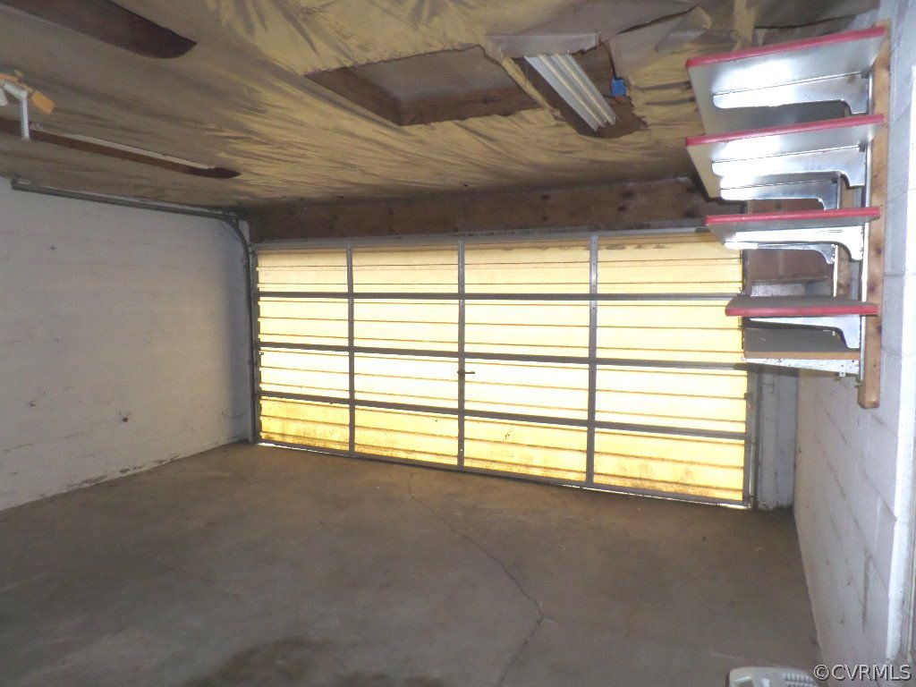21300 Rutledge Avenue Petersburg, VA 23803 - Photo 13 of 21 a view of an empty room with a window