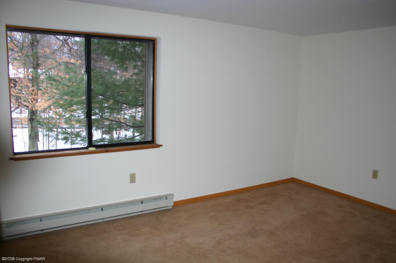 106 King Arthur Road Blakeslee, PA 18610 - Photo 8 of 10 Bedroom 2