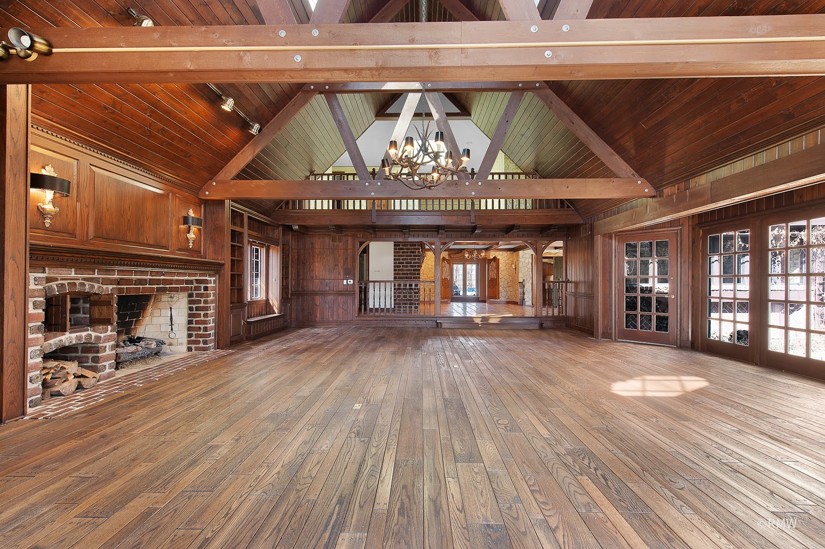 27W161 Mack Road Wheaton, IL 60189 - Photo 7 of 39 a view of an empty room with wooden floor