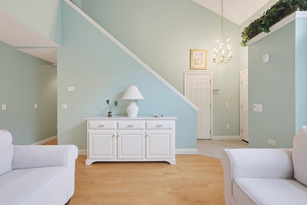 11 Weatherstone Drive, Unit 11 Worcester, MA 01604 - Photo 2 of 18
