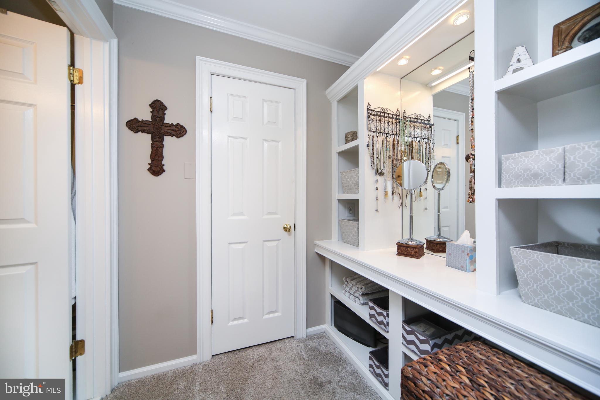 4 Settlers Drive Doylestown, PA 18901 - Photo 18 of 40 Master Bathroom Dressing Area
